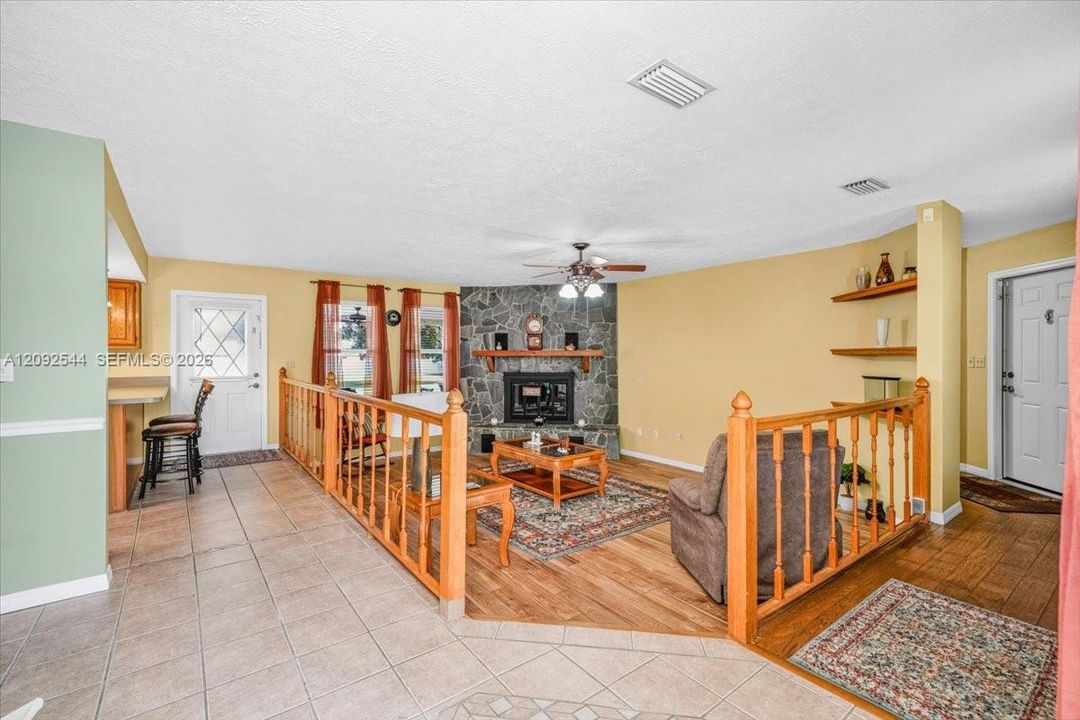 En Venta: $499,000 (4 camas, 2 baños, 0 Pies cuadrados)