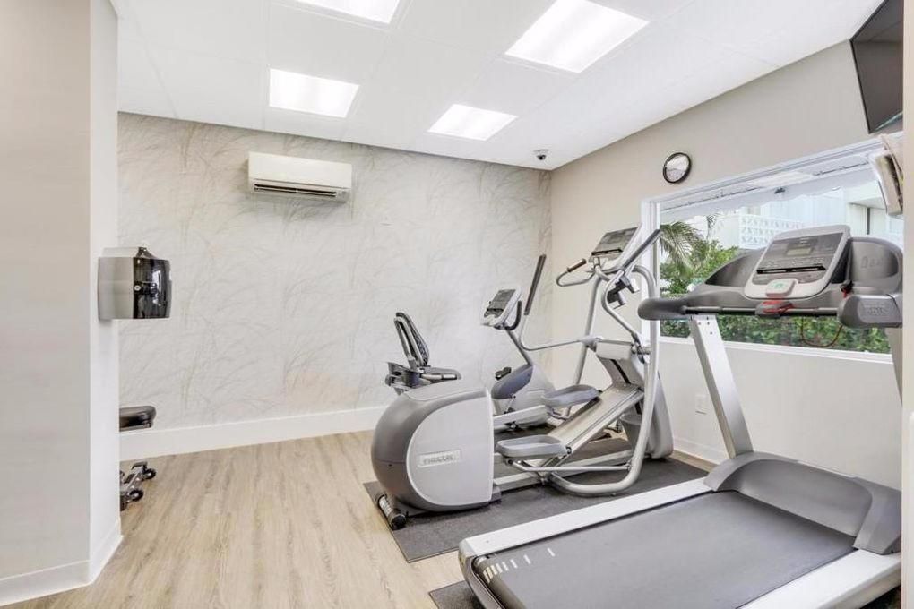 EXERCISE ROOM