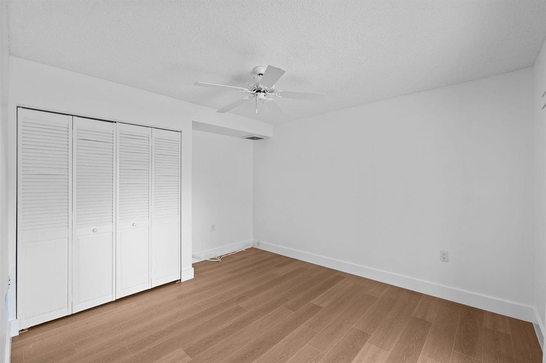 24-web-or-mls-A7408725