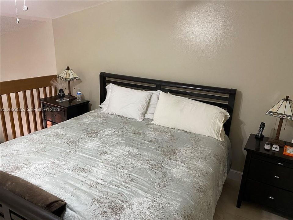 В аренду: $2,300 (2 спален, 2 ванн, 1422 Квадратных фут)