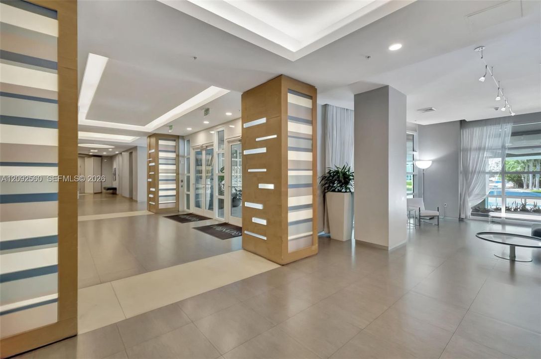 На продажу: $388,000 (1 спален, 1 ванн, 663 Квадратных фут)