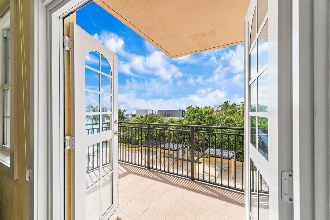 092-3475SOceanBlvd-408-PalmBeach-FL-3348