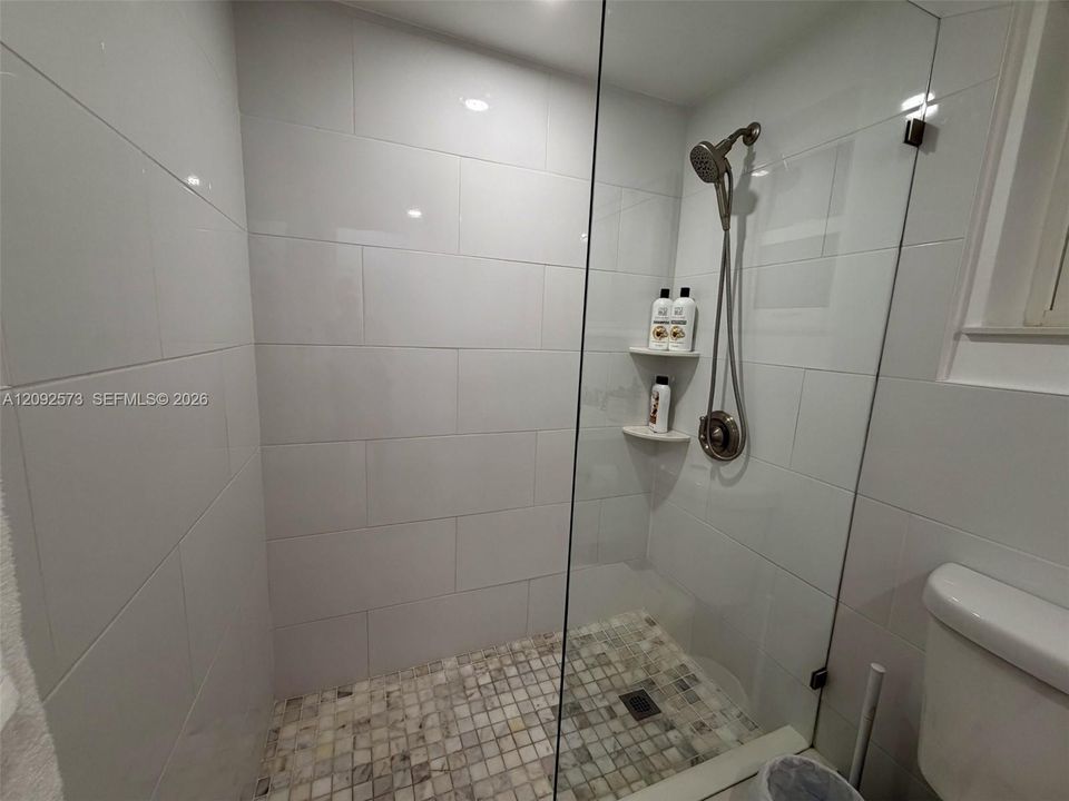 В аренду: $1,850 (1 спален, 1 ванн, 375 Квадратных фут)