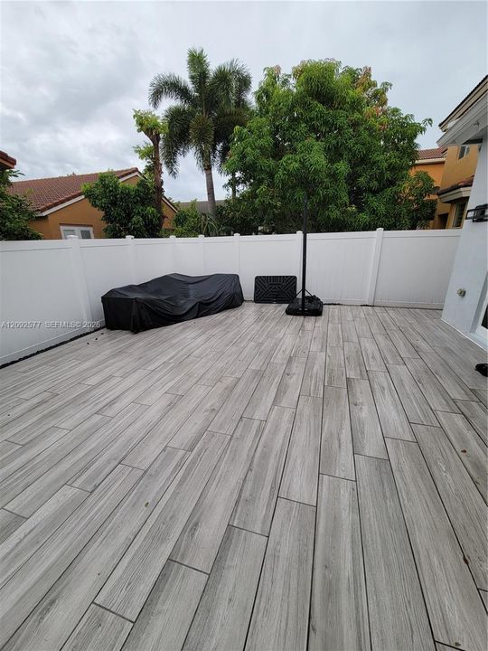 En Venta: $750,000 (3 camas, 2 baños, 2120 Pies cuadrados)
