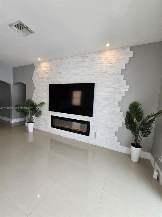 En Venta: $750,000 (3 camas, 2 baños, 2120 Pies cuadrados)