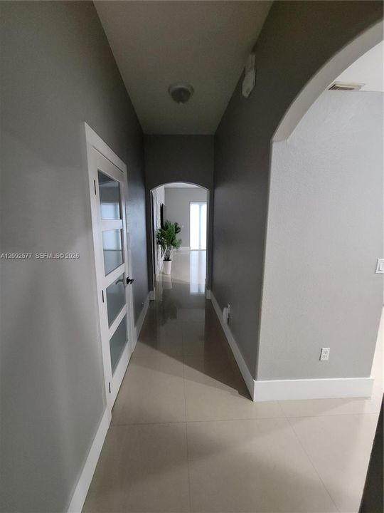 En Venta: $750,000 (3 camas, 2 baños, 2120 Pies cuadrados)
