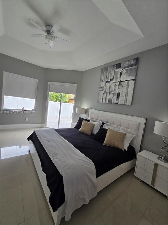 En Venta: $750,000 (3 camas, 2 baños, 2120 Pies cuadrados)