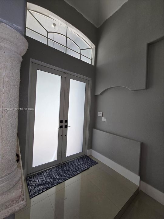 En Venta: $750,000 (3 camas, 2 baños, 2120 Pies cuadrados)