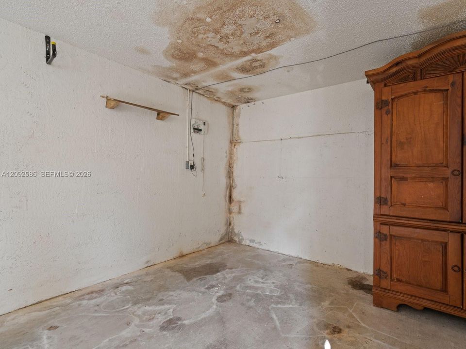 En Venta: $350,000 (2 camas, 2 baños, 1136 Pies cuadrados)