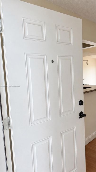 For Rent: $2,500 (2 beds, 2 baths, 1415 Square Feet)