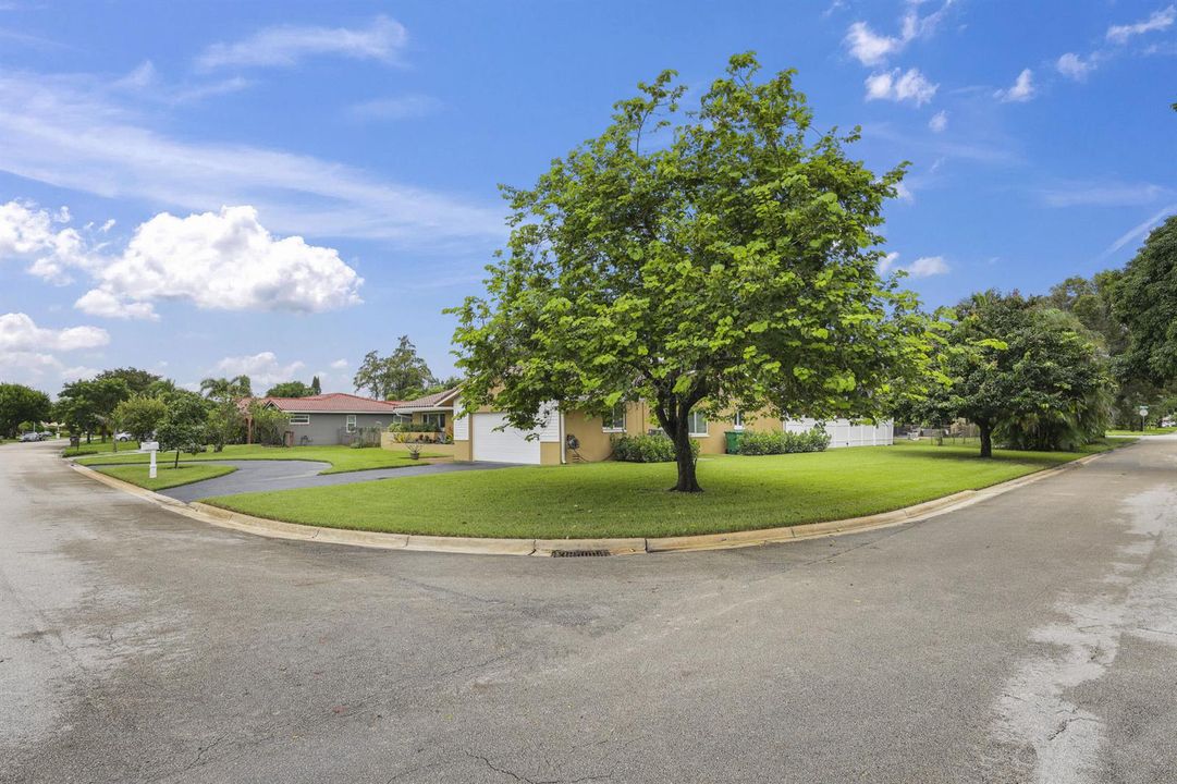 992 NW 83rd Dr - 3-FULL.jpg-FULL
