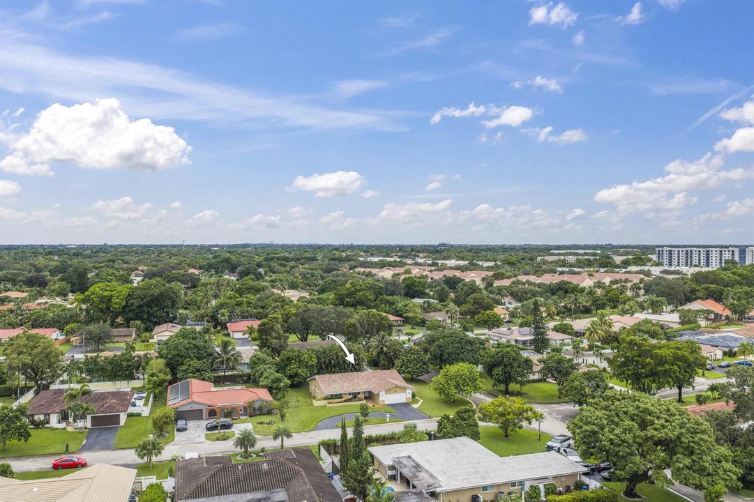 992 NW 83rd Dr - 70.jpg-FULL
