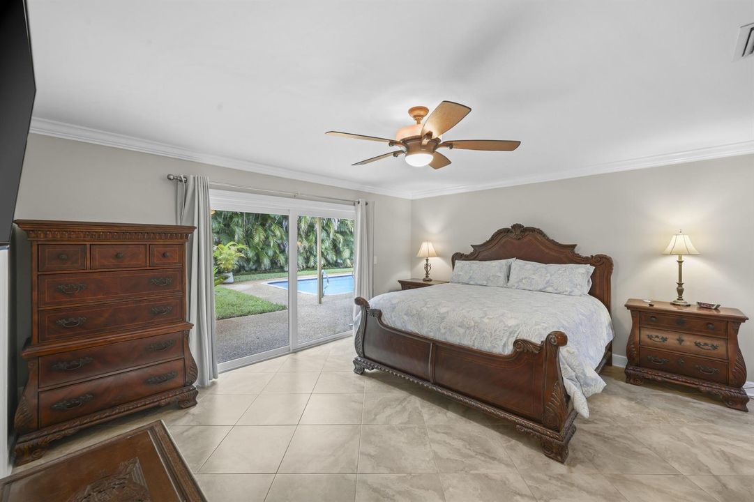 992 NW 83rd Dr - 54.jpg-FULL