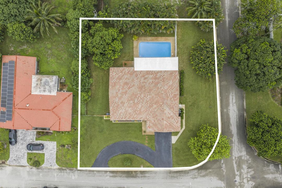 992 NW 83rd Dr - 67.jpg-FULL