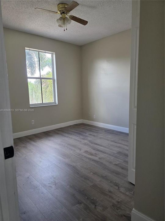 En Renta: $4,500 (4 camas, 2 baños, 2326 Pies cuadrados)