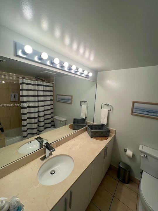 For Rent: $3,000 (0 beds, 1 baths, 503 Square Feet)