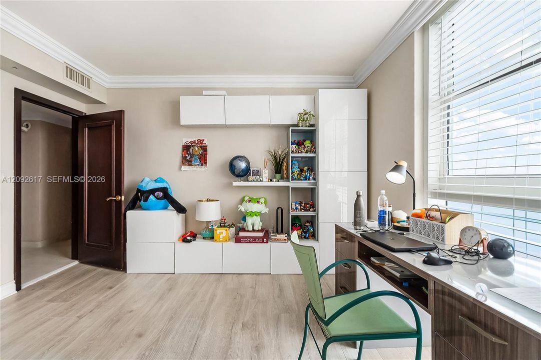 En Venta: $3,200,000 (3 camas, 5 baños, 3945 Pies cuadrados)
