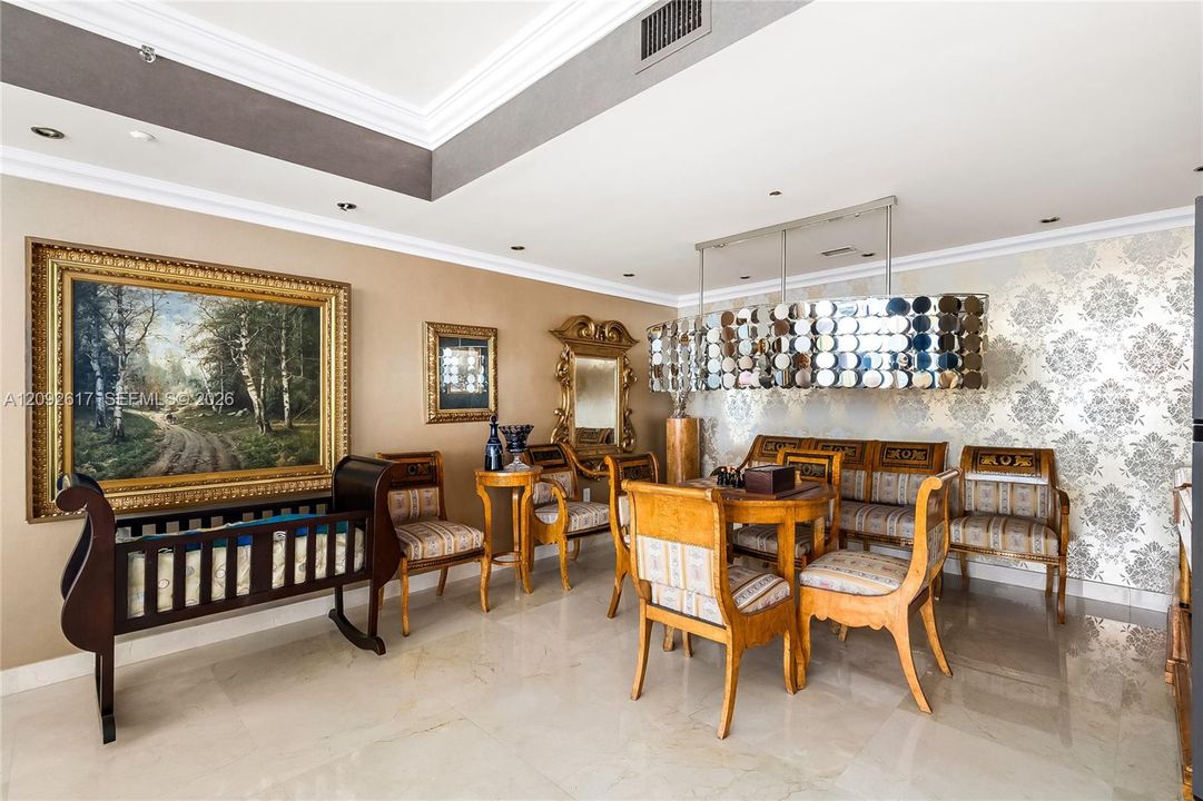 En Venta: $3,200,000 (3 camas, 5 baños, 3945 Pies cuadrados)