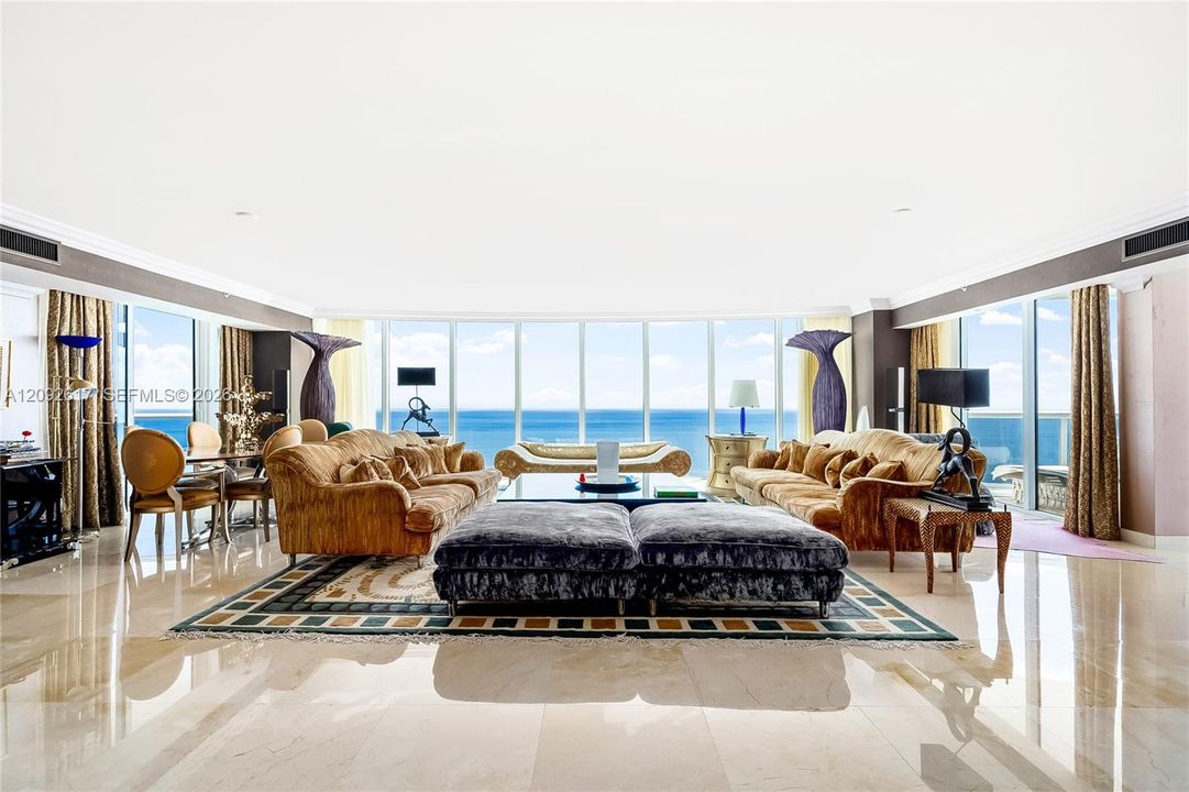En Venta: $3,200,000 (3 camas, 5 baños, 3945 Pies cuadrados)