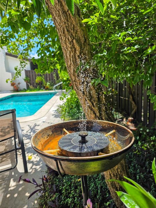 For Sale: $755,900 (3 beds, 3 baths, 1939 Square Feet)