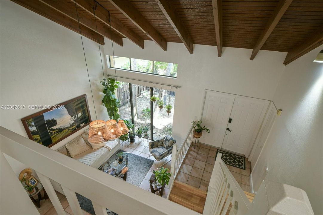 For Sale: $755,900 (3 beds, 3 baths, 1939 Square Feet)