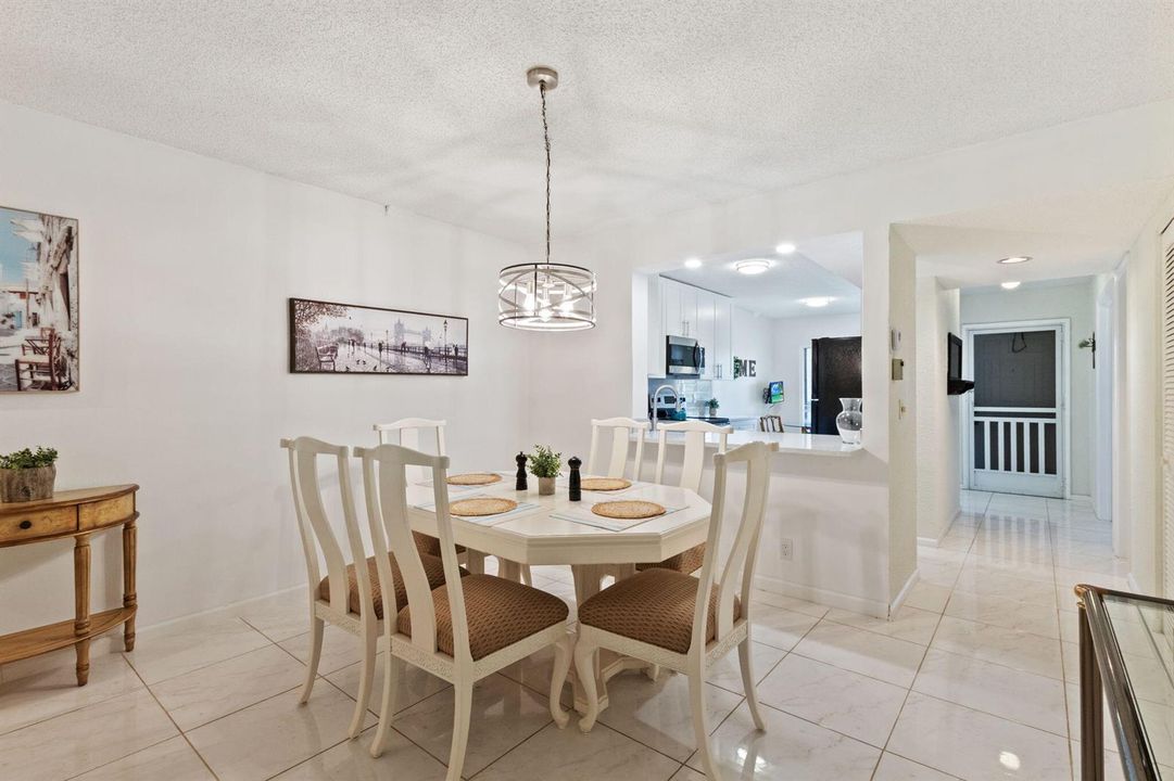 1-web-or-mls-5380-cedar-lake-dr-304
