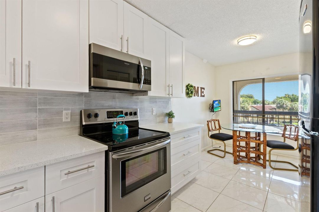 14-web-or-mls-5380-cedar-lake-dr-304