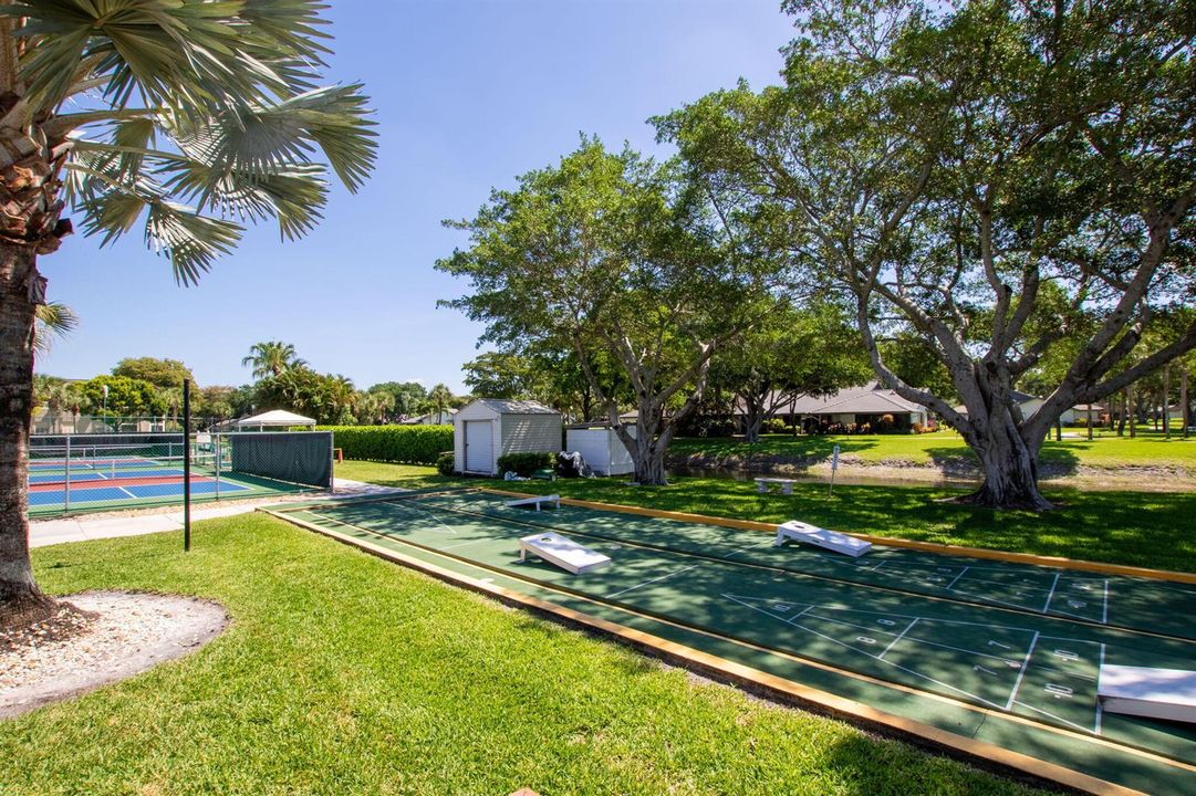 9-web-or-mls-5380-cedar-lake-dr-303