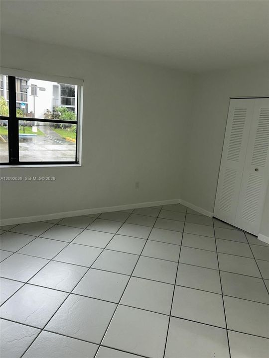 В аренду: $2,300 (2 спален, 2 ванн, 1000 Квадратных фут)