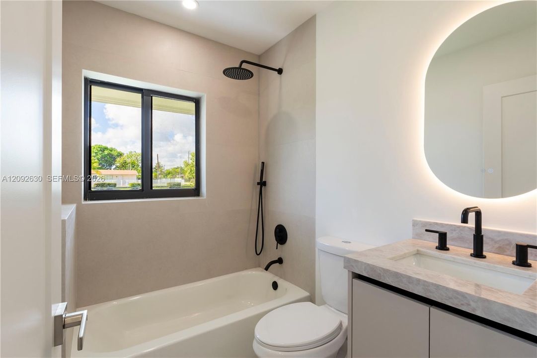 For Sale: $725,000 (5 beds, 3 baths, 2232 Square Feet)