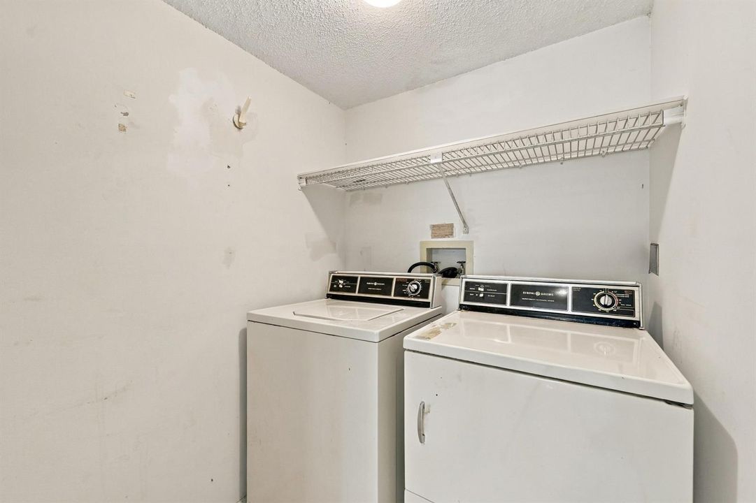 IN UNIT LAUNDRY