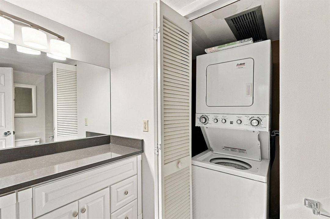 Washer & Dryer