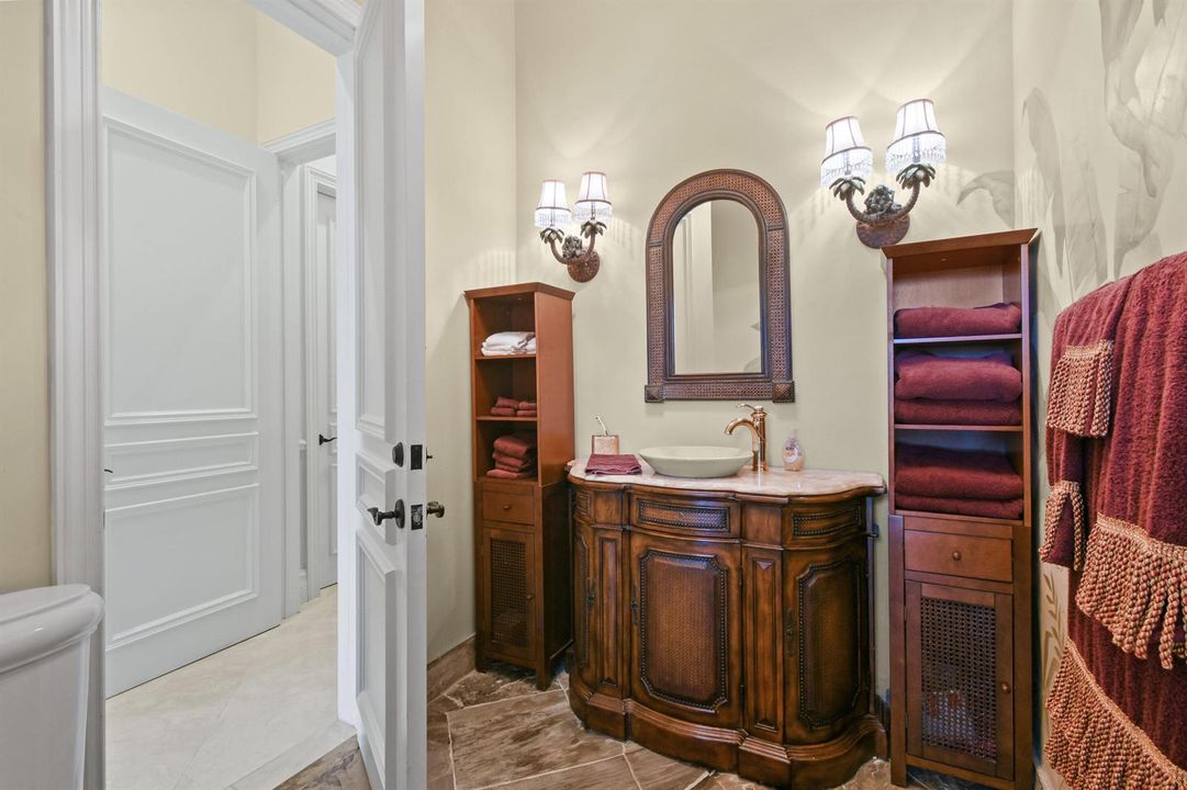 En-Suite Bathroom for Main Level Bedroom