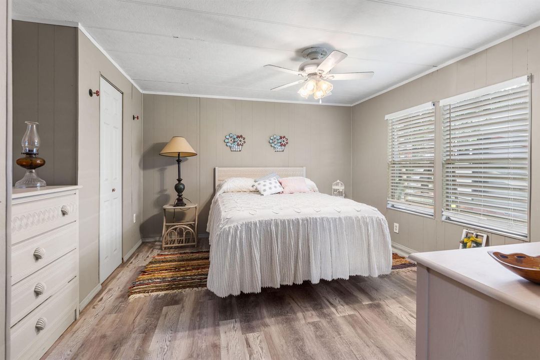 Teal Property-72a