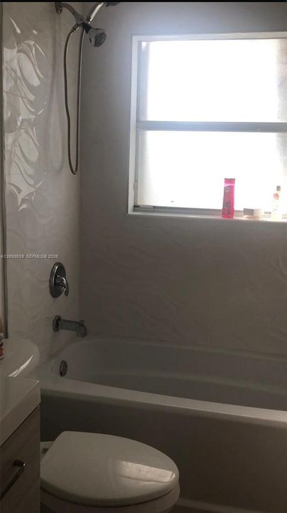 В аренду: $3,450 (3 спален, 2 ванн, 1530 Квадратных фут)