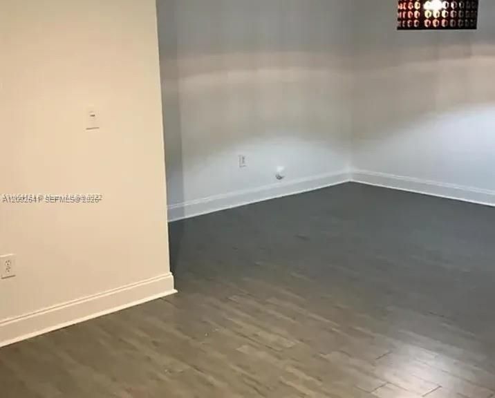 В аренду: $2,999 (3 спален, 2 ванн, 1559 Квадратных фут)