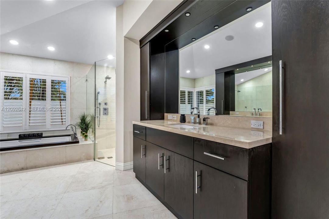 For Sale: $1,650,000 (4 beds, 2 baths, 3626 Square Feet)