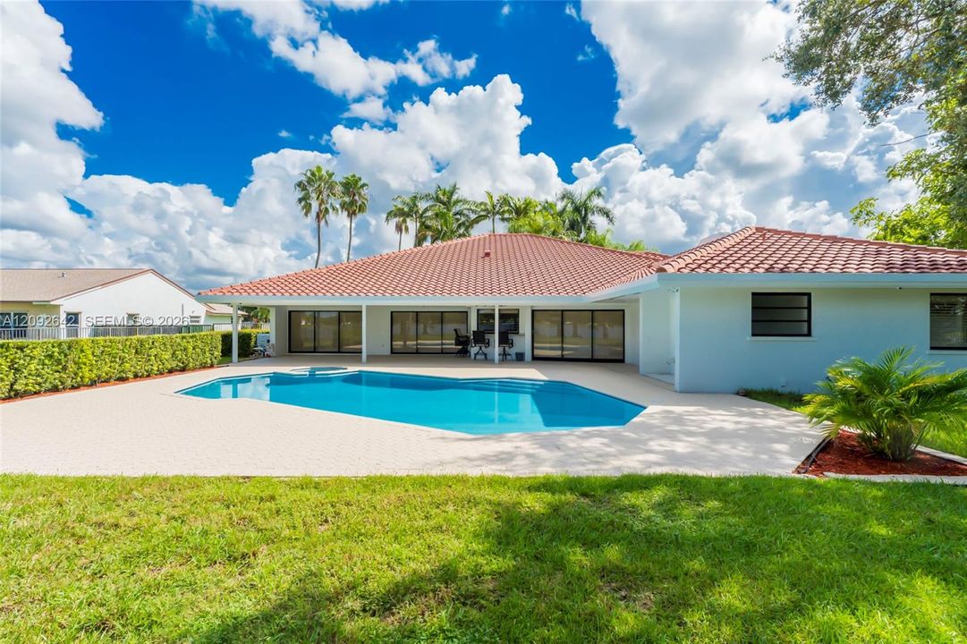 For Sale: $1,650,000 (4 beds, 2 baths, 3626 Square Feet)