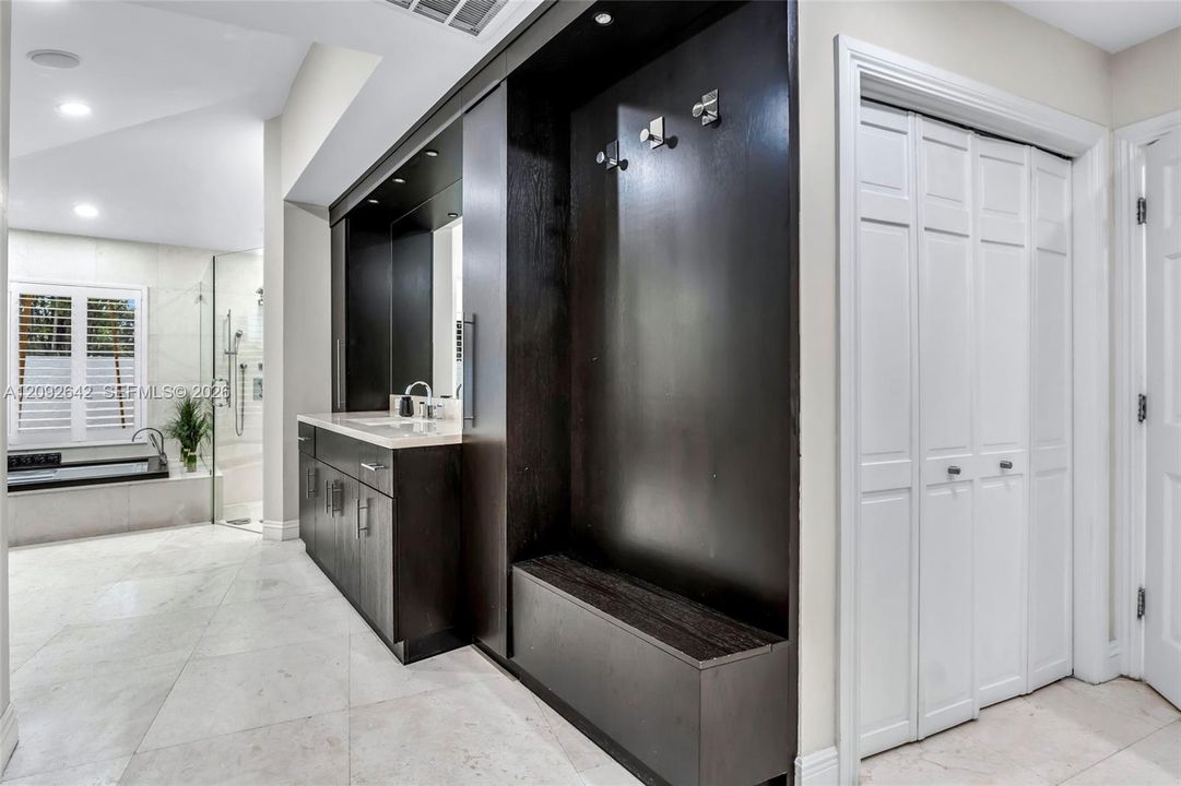 For Sale: $1,650,000 (4 beds, 2 baths, 3626 Square Feet)