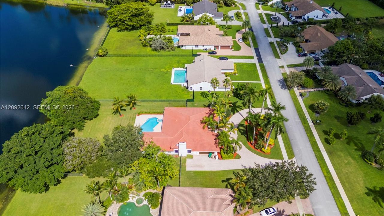 For Sale: $1,650,000 (4 beds, 2 baths, 3626 Square Feet)