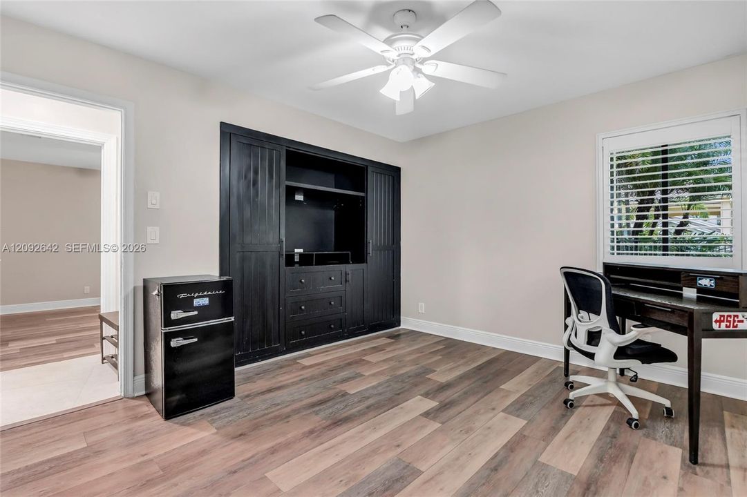 For Sale: $1,650,000 (4 beds, 2 baths, 3626 Square Feet)