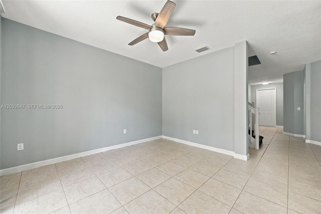 For Sale: $550,000 (3 beds, 2 baths, 1742 Square Feet)