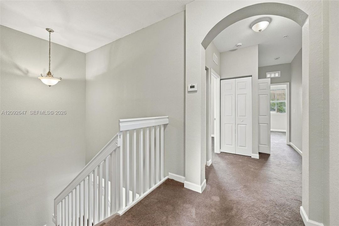 For Sale: $550,000 (3 beds, 2 baths, 1742 Square Feet)