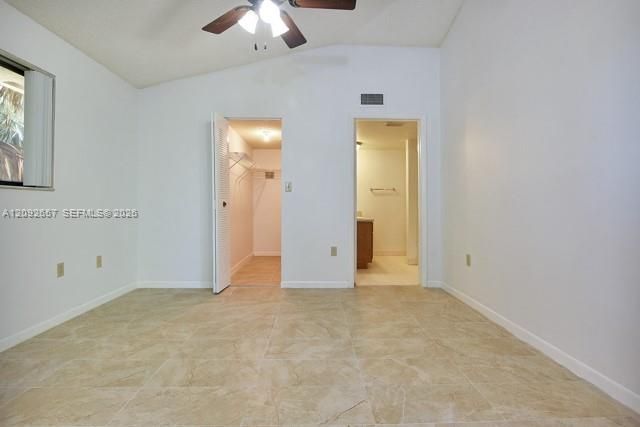 For Sale: $170,000 (1 beds, 1 baths, 632 Square Feet)