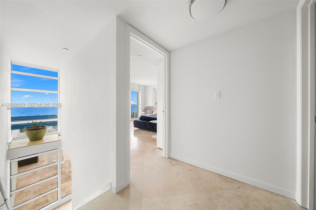 For Sale: $1,325,000 (2 beds, 2 baths, 1445 Square Feet)