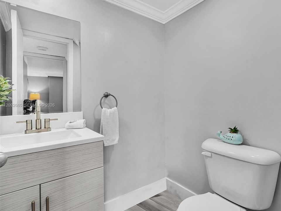 En Venta: $349,000 (1 camas, 1 baños, 1040 Pies cuadrados)