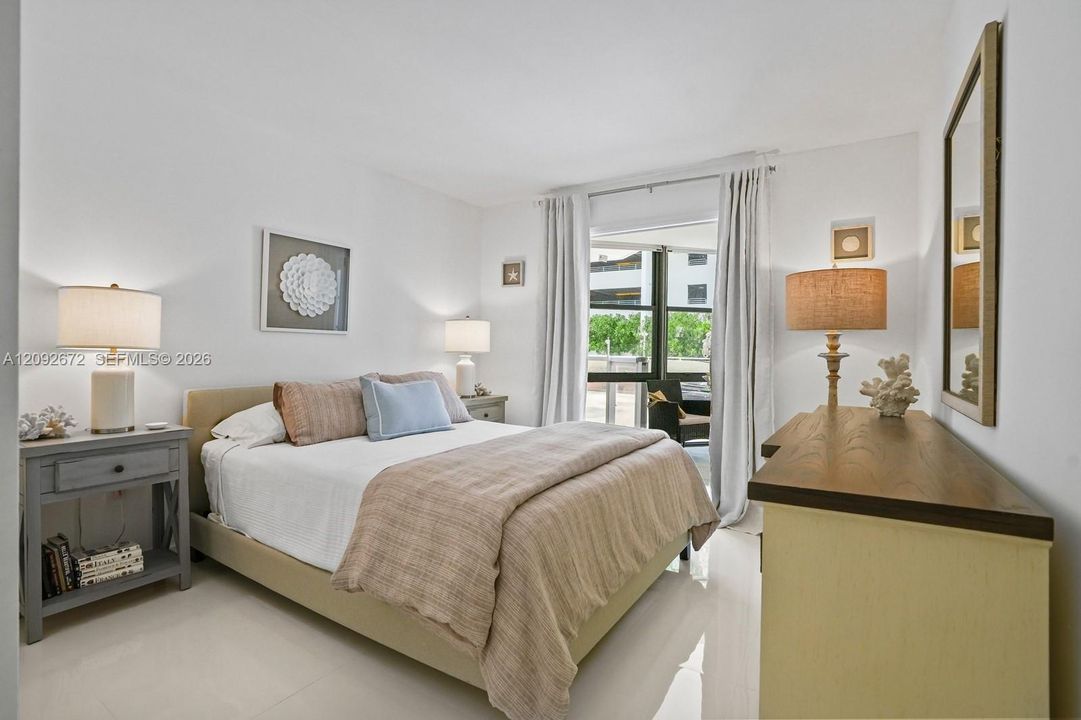 For Rent: $4,700 (2 beds, 2 baths, 1822 Square Feet)