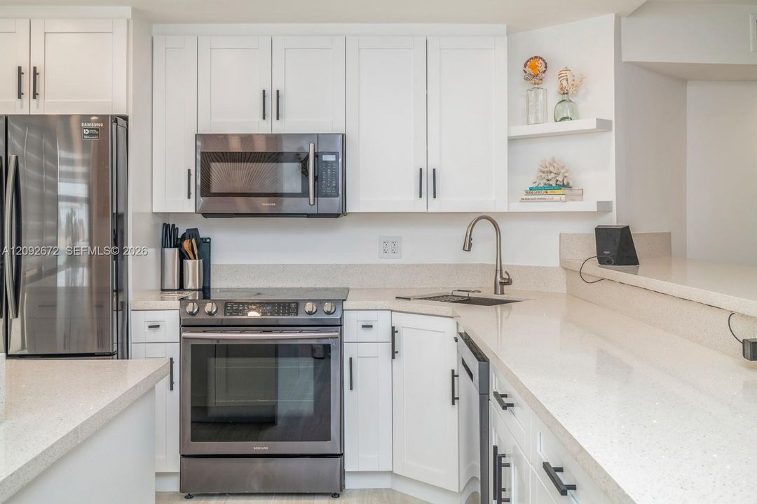 For Rent: $4,700 (2 beds, 2 baths, 1822 Square Feet)