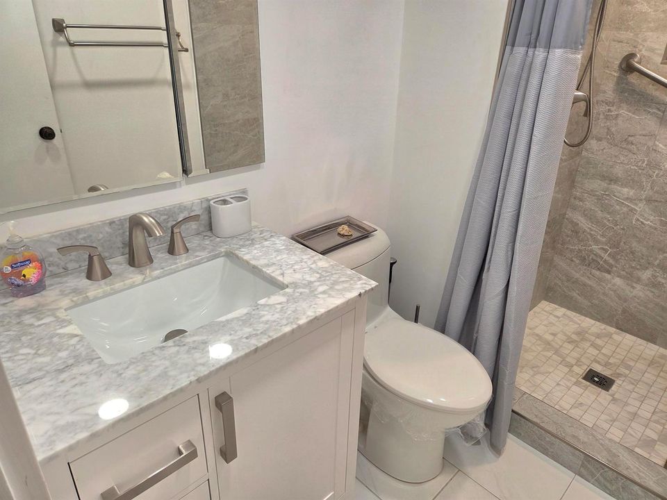 Ptimary Bathroom
