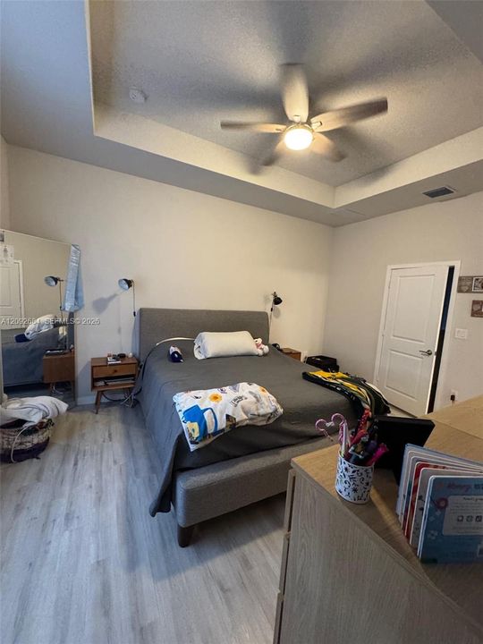 En Venta: $435,000 (3 camas, 2 baños, 1530 Pies cuadrados)